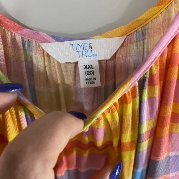 Time and Tru - Flutter Sleeve Midi Dress - Picture 9 of 10